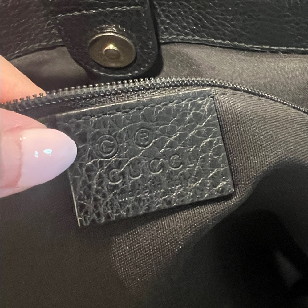 Gucci Black GG Guccissima Monogram Tote Bag - Picture 15 of 17